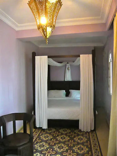 فندق La Fontaine Bleue الصويرة رياد