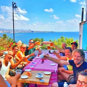 Cheers Vintage , Provincia di Istanbul Turchia